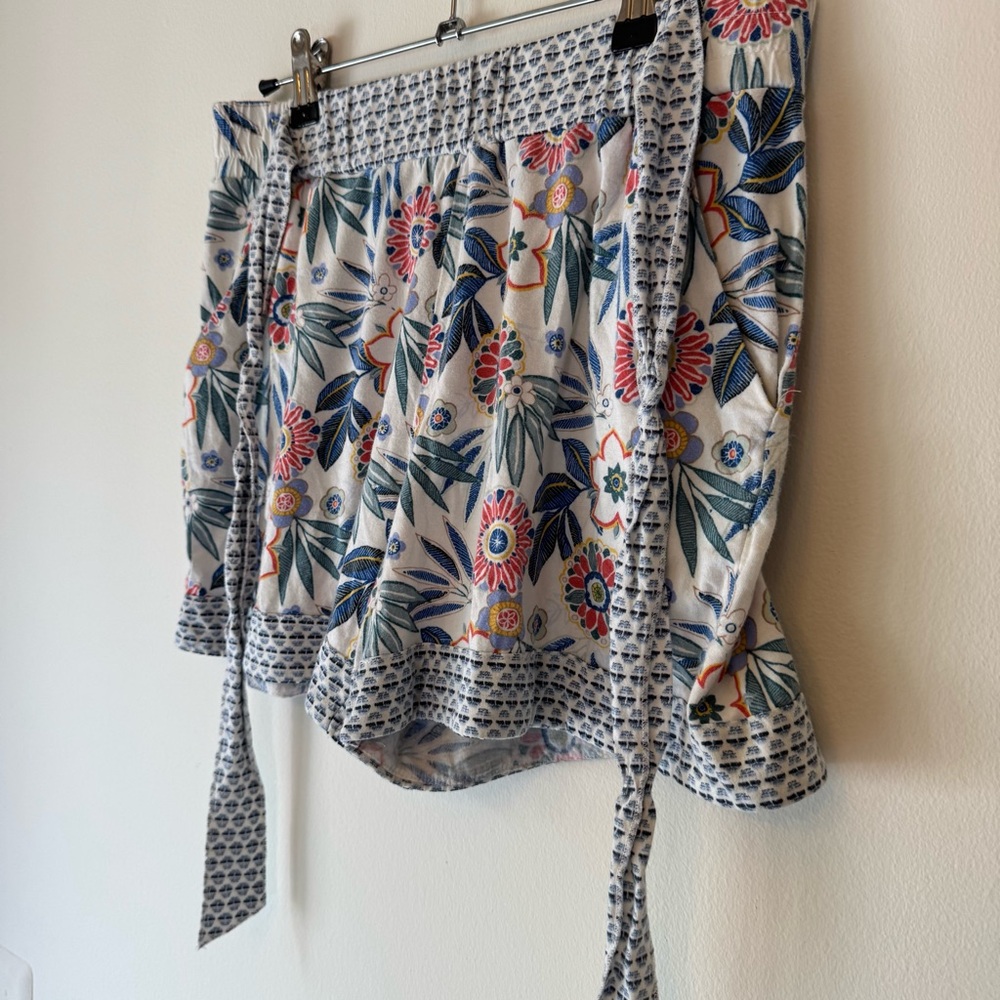 Echo Sz Sm Floral Print Women's Shorts 0025 - Picture 6 of 12